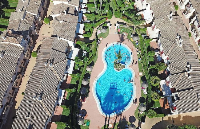 Casa Cinco Dormitorios Acceso Playa - Foto 1