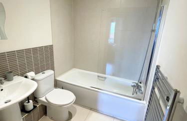 Blue Sky Apartments@Guildford Town Centre - Foto 28