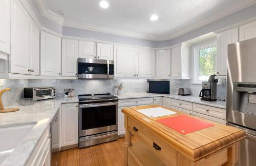 Fountain of Youth House - Scenic Downtown Retreat - Foto 18