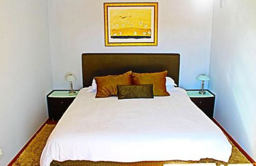 Stunning 3 bed Villa in Vale do Lobo with Resort Membership 3 mins From Beach and Golf - Photo 13