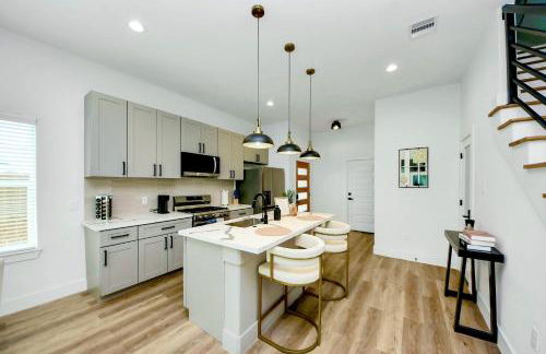 NEW! The Brandōn - Upscale Manor - Garage - Near Medical Center & NRG - Foto 34