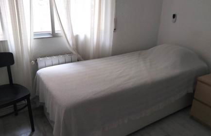 Beachfront Apartment with Sea Views & Private Parking - Foto 4