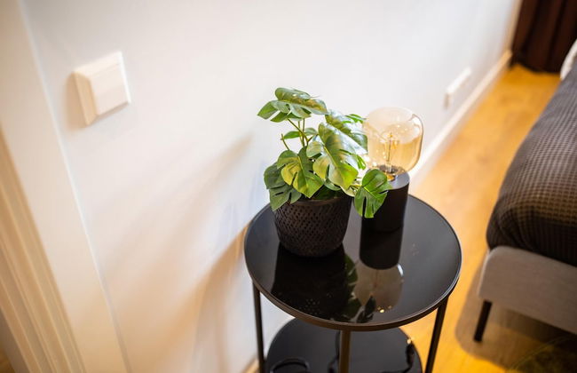 Spacious 2 Bedroom Serviced Apartments 71-77m2 - Photo 20