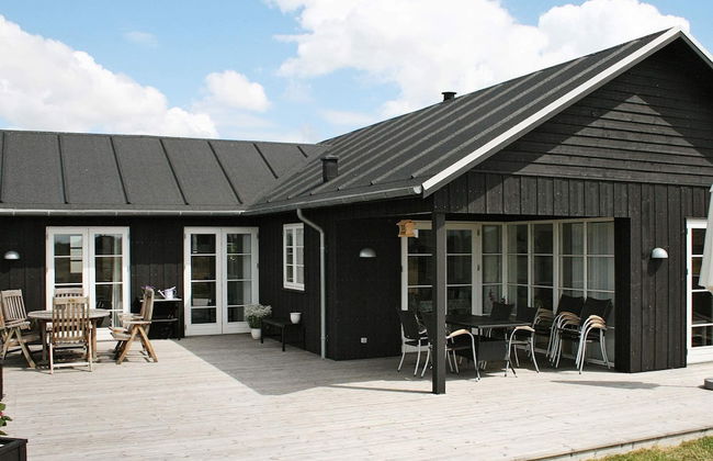 10 Person Holiday Home in Nysted-by Traum - Foto 16