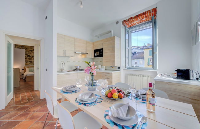 La Voce Del Lago Pied Dans L' Eau - Foto 8