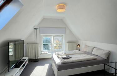 Appartment im DG Berlin / 5 min zur Messe - Foto 1