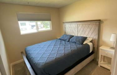 Photo Op with Sasquatch 2 min to walk Silver Mtn - Foto 22