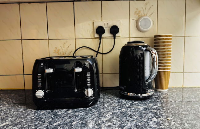 Spacious 4 Bedroom House in St Albans - Foto 18