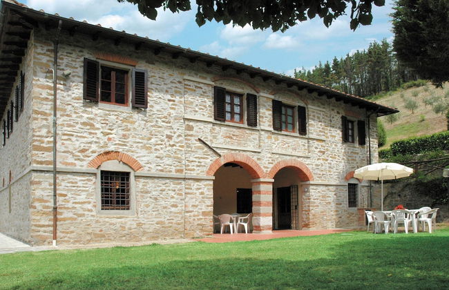 Serene Farmhouse in Dicomano With Swimming Pool - Photo 47