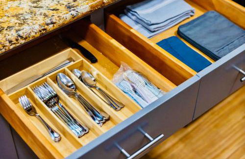 5BDRM 10BD with King BBQ Patio 1 MIN walk Carson ST - Foto 15