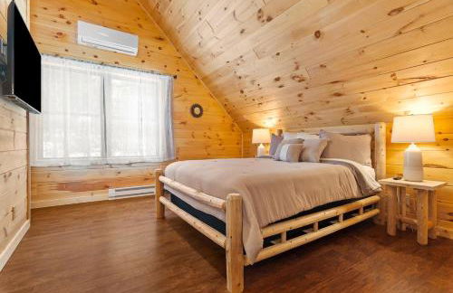 Luxury Log Cabin Lakefront, Game room & Fire Pit, - Foto 13