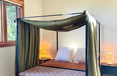 Lux, designer 8-acre retreat with private creek - Foto 67