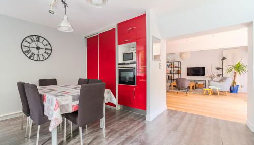 Apt T5 rénové avec bureau jardin et parking en centre ville - Foto 2