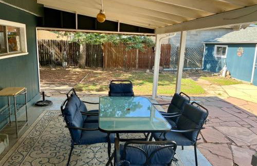 Historic Home with Farm Fresh Eggs in Denver - Foto 34