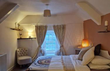 Whitstone getaway - Photo 1