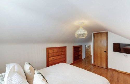 The Playmakers Funhouse-HOF Village - Foto 2