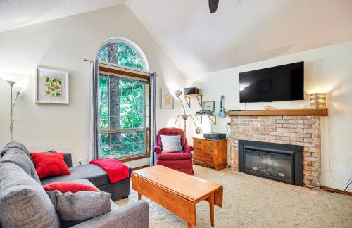 Steps to River! Rhododendron Family Retreat - Foto 3