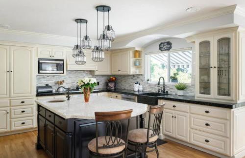 Luxury 5br 3 5ba w Pool & Hot Tub - Photo 4