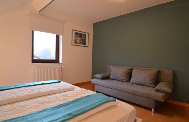 Holiday Home in Waimes With Pool & Sauna - Foto 18