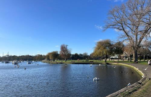 MOONGATE by BOURNECOAST - A Delightful Chalet Bungalow with a Garden and Parking - HB10672 - Foto 40