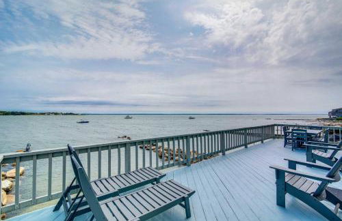 Serene Mattapoisett Home with Private Beach Access! - Foto 1