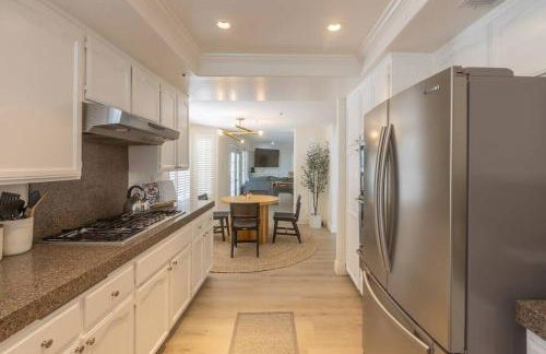 Hilltop Home with Private Pool and Spa - Foto 14