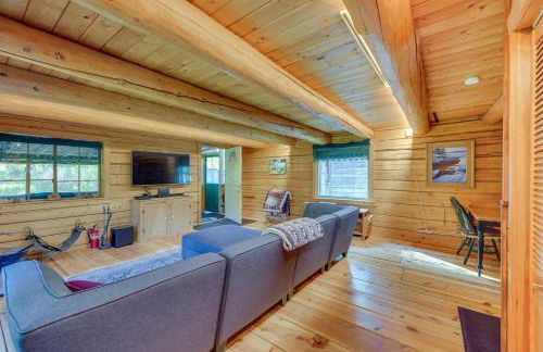 Historic Century-Old Cabin in Downtown Hope - Photo 4