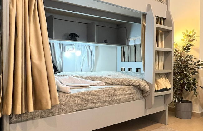 Robin Beach Hostel JBR - Photo 38