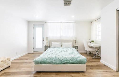 New luxury entertaining house with Pool Spa Sauna Tesla charger Pets - Foto 22