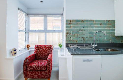 Spire View - New Forest Holiday Home - Photo 22