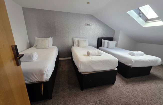 Contractor Mid week bookers - Foto 17