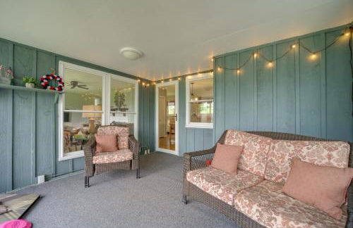 Centrally Located Brevard Home with Deck and Fire Pit! - Foto 24