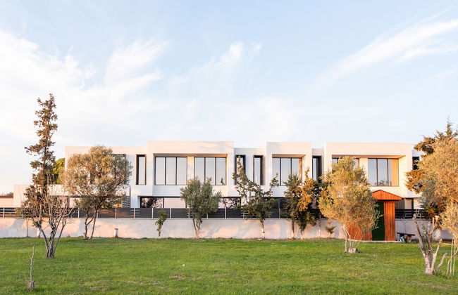 Serene seafront villas - Photo 59