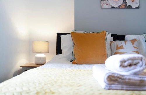 Family-Friendly 2BR Close to Durham City - Foto 37