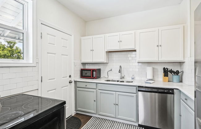 Cove Cottage - 3 Bedroom w/Private Pool. Sleeps 6. Quiet Community, Close to Fishing Marinas. 3 Home by RedAwning - Foto 8