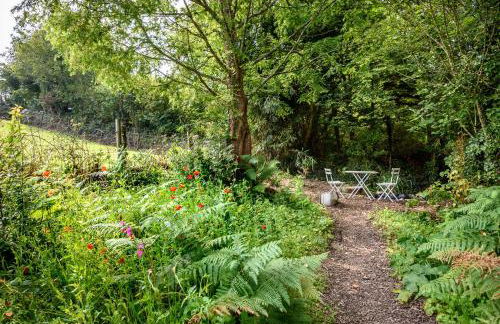 Luxury Coastal Shepherds Hut with hot tub, dining dome & a 5 Minute Walk to Pubs and Village - Foto 23