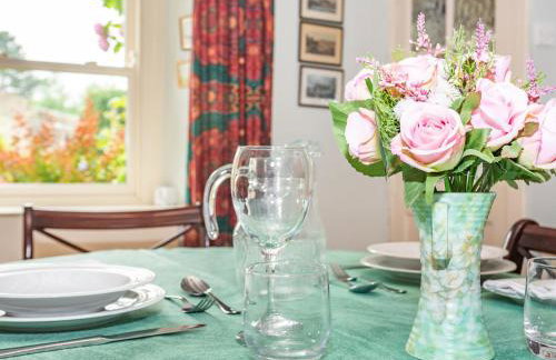 Corner House - Photo 11