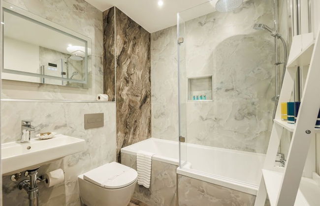 Spinnaker House - Photo 27