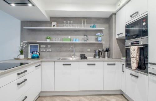 Fabulous Festival Park Home Private Parking Garden - Pass the Keys - Foto 9