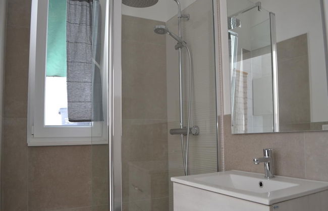 Charming Holiday Home Near The Beach With A Terrace Parking Available, Pets - Photo 18