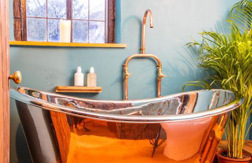 3 MASONS COURT The Oldest House in Stratford Upon Avon, Warwickshire. - Foto 10