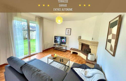 " Au coin du Lys " Garage - Jardin - Wifi - Foto 1