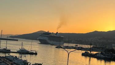 FZin Suite - Photo 2