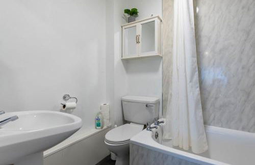 Charming Historic Stay - Cosy Flat with parking - Foto 4