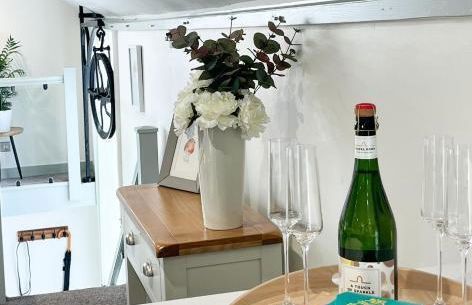 The Mews Pet Friendly and Parking - Foto 1