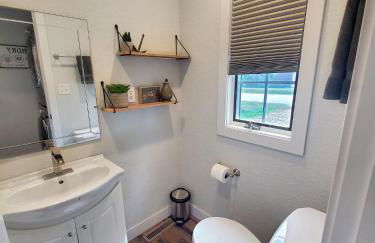 The Canal Cottage off West Lake Okoboji - Foto 20