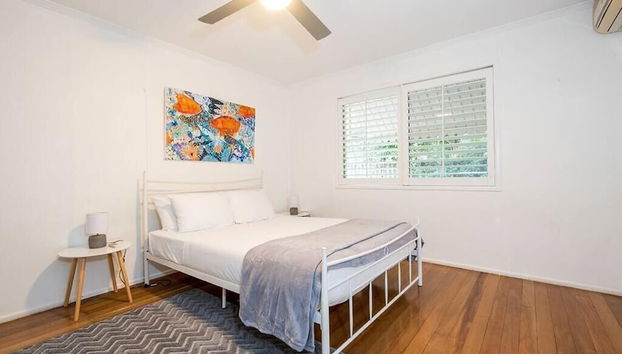 4 BDRM Pet Friendly Home 200m to Creek - Foto 5, Habitación