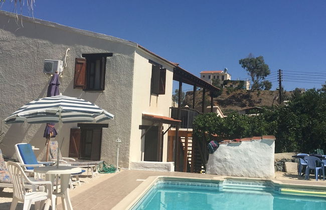 Traditional Large Detached Village House wih Private Pool and Enclosed Courtyard - Foto 30