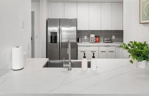 Urban Retreat - Free Parking, WiFi, Walk to Stadium - Foto 25