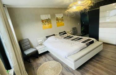 Maison Gite Chez Nounou sauna jacuzzi jardin arboré non clôturé - Photo 10